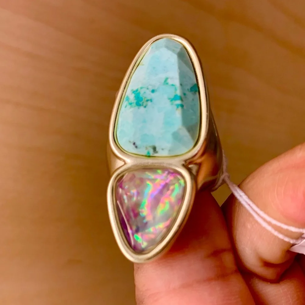 NWOT Kendra Scott Margot Gold Cocktail Ring